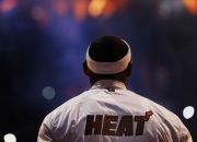 九游体育平台-爱德华兹的火焰，当凯尔特人的铁壁遇上森林狼的燎原之火