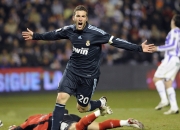 九游体育平台-赛道上的篮球智慧，当戈贝尔的防守哲学点燃F1年度争冠战火