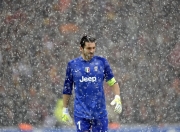 九游娱乐app下载-赛场烈焰，桃田贤斗点燃胜利之夜，日本队力克印尼队