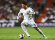 九游体育APP下载-浙江队鏖战雄鹿，詹姆斯带队取胜背后的篮球哲学