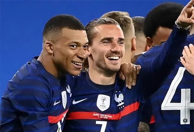 拉脱维亚队在欧洲杯资格比赛中击败对手