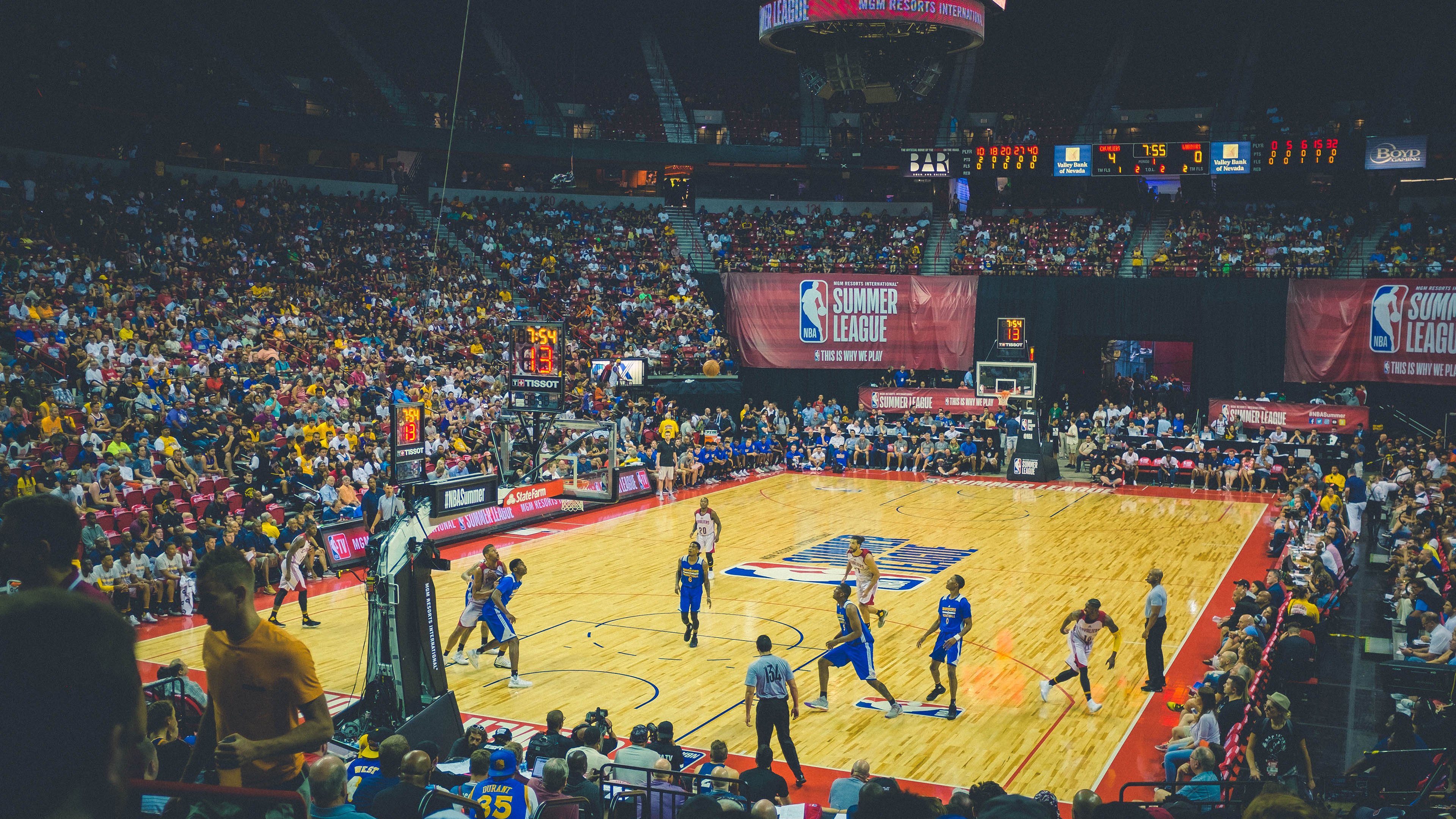 欧冠决赛之夜,布克攻防转换核心