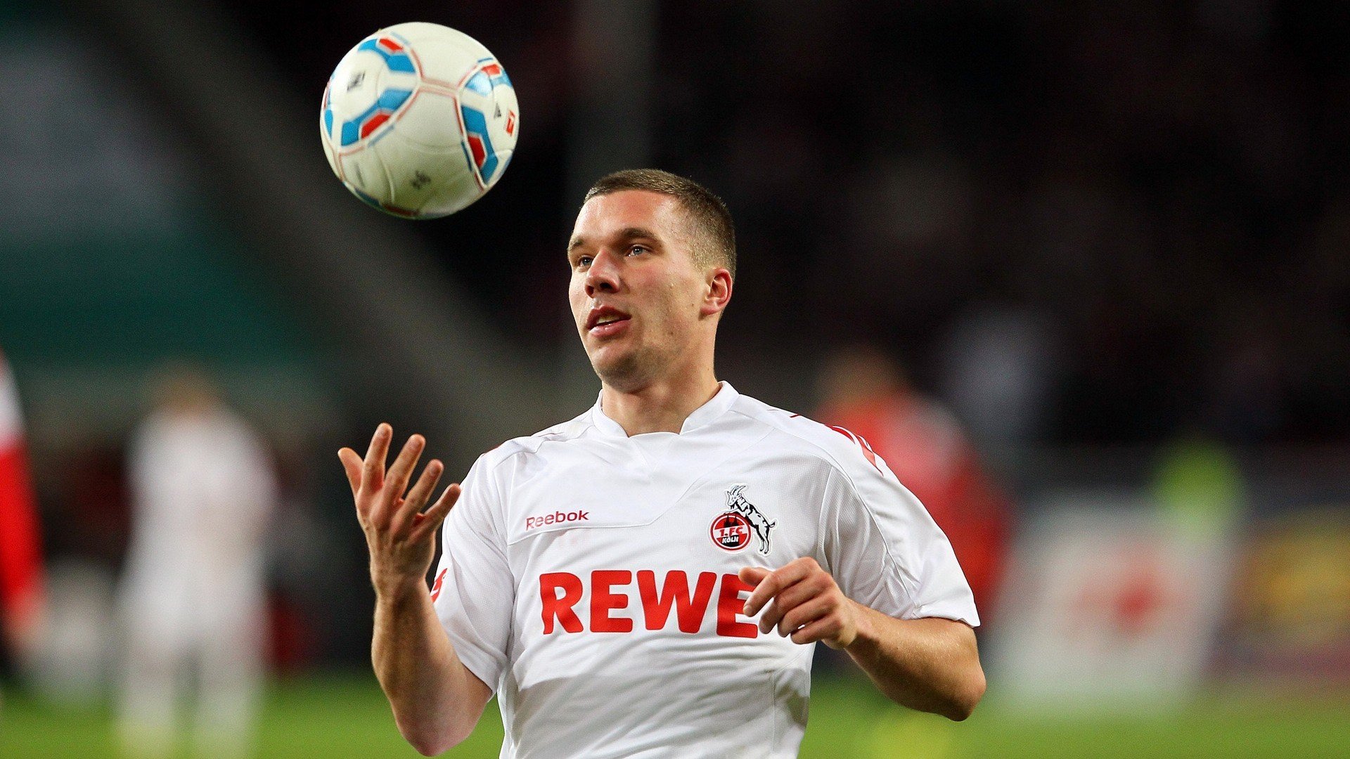 数据爆炸的阿什拉夫,荷兰式足球如何带走玻利维亚的战术灵魂