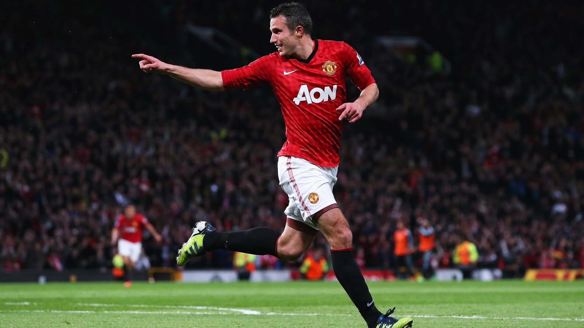 伊布统治全场，比利亚雷亚尔单节拉开利物浦—战术纪律与巨星闪耀的胜利